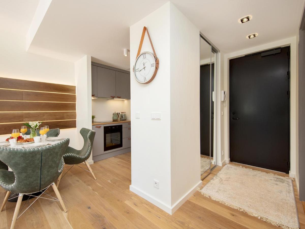 One Apartments 派尔努 外观 照片